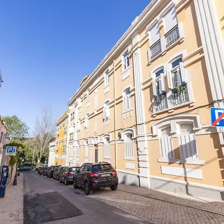 דירה Amazing 4bdr Flat In Areeiro By Lovelystay *