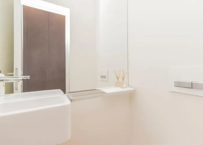 Amazing 4bdr Flat In Areeiro By Lovelystay Apartment Lisbon