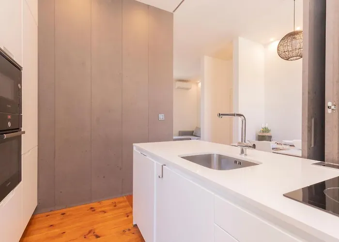 Amazing 4bdr Flat In Areeiro By Lovelystay Apartment Lisbon